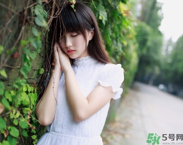 外陰瘙癢有灼熱感是怎么回事？外陰瘙癢有灼熱感怎么辦？