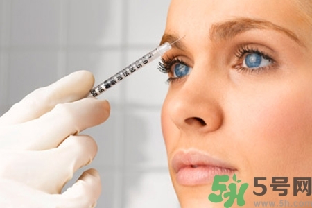 玻尿酸隆鼻的危害有哪些？玻尿酸隆鼻的副作用是什么？