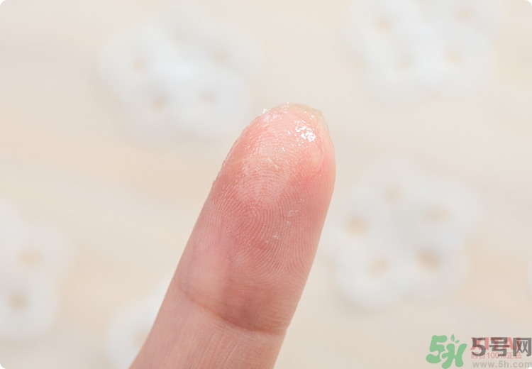 Blistex碧唇小藍(lán)罐好用嗎？怎么用？