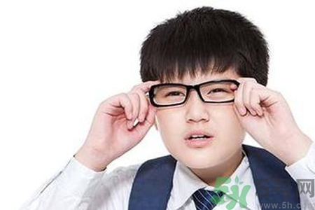 眼睛散光能治好嗎？眼睛散光的癥狀