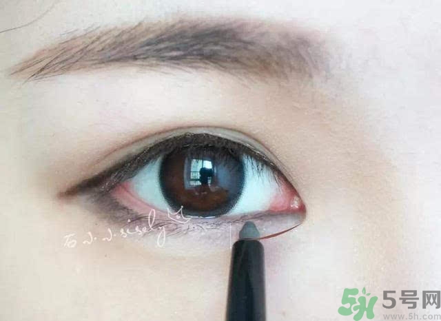 iu李智恩桃花妝怎么化？iu李智恩桃花妝怎么打造？