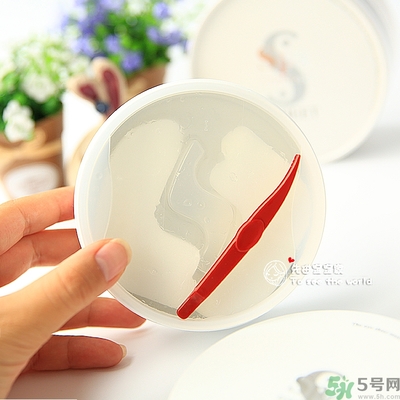 spa蛇毒眼膜使用方法 蛇毒眼膜敷完要洗掉嗎？