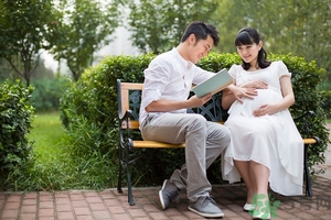 科學(xué)的胎教方法有哪些？怎么胎教培養(yǎng)聰明寶寶？