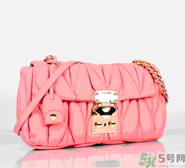 miumiu是哪個(gè)國(guó)家的牌子？miumiu是prada旗下的嗎？