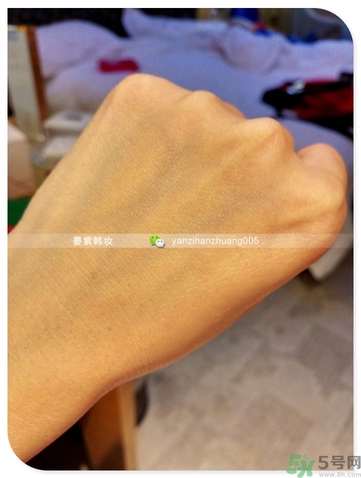 ahc玻尿酸噴霧怎么用？ahc b5玻尿酸噴霧使用方法