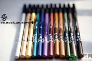 solone眼線筆怎么削？怎么推出來(lái)？