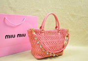 miumiu是哪個(gè)國家的牌子？miumiu是prada旗下的嗎？