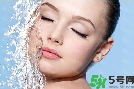 補(bǔ)水面膜怎么選擇？補(bǔ)水的面膜可以天天敷嗎？