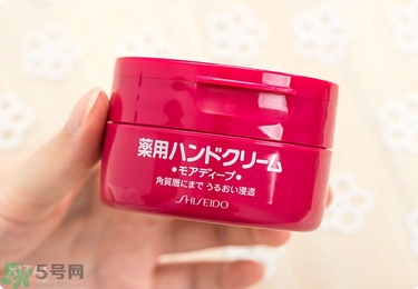 資生堂護(hù)手霜怎么樣？資生堂護(hù)手霜100g紅罐好用嗎？