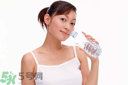喝水能預防心血管疾病嗎？什么時候喝水對身體最好？