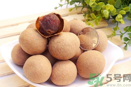 干桂圓一天可以吃幾個(gè)？干桂圓怎么吃最有營養(yǎng)？