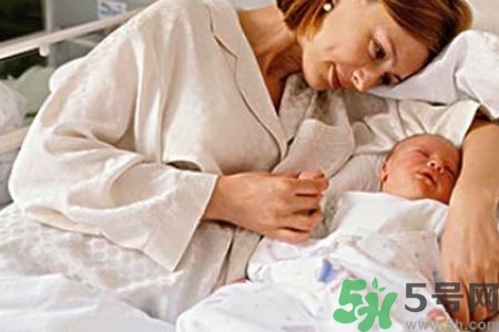 秋天怎么坐月子？秋天坐月子需要注意什么？