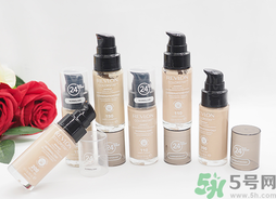 revlon露華濃粉底液怎么樣？露華濃粉底液色號選擇與試色
