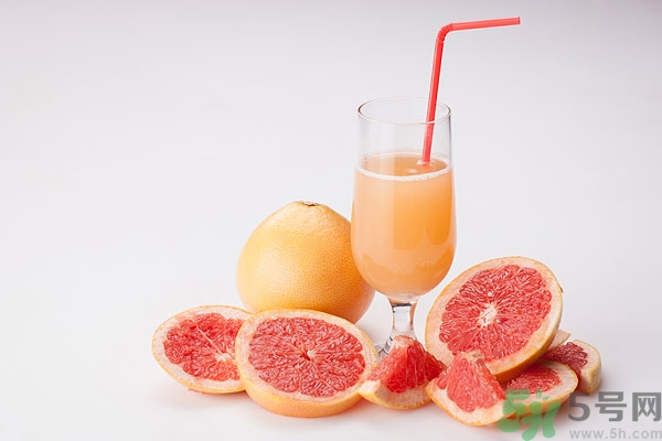柚子能榨汁嗎？柚子和什么榨汁好喝？