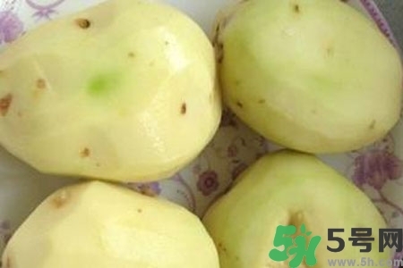 土豆發(fā)綠還能吃嗎？土豆發(fā)綠皮削皮后能吃嗎？