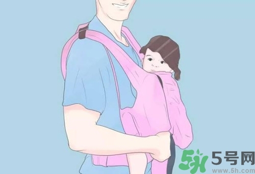 嬰兒怎么抱？嬰兒怎么抱著喂奶？