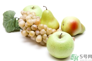 葡萄和蘋果可以一起吃嗎？葡萄和蘋果可以一起榨汁嗎？