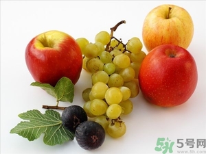 葡萄和蘋果可以一起吃嗎？葡萄和蘋果可以一起榨汁嗎？