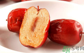灰棗和紅棗哪種營養(yǎng)高？灰棗和紅棗的區(qū)別