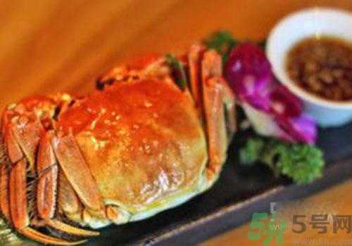 大閘蟹蒸多長時間？沒熟的大閘蟹可以吃嗎？