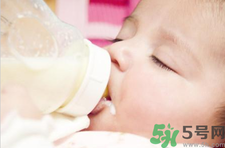 寶寶夜奶什么時候斷開？寶寶夜奶怎么斷