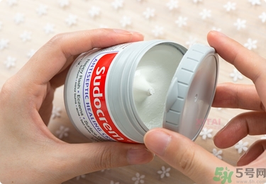 Sudocrem屁屁霜怎么用？sudocrem屁屁霜初生寶寶能用嗎？