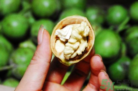 新鮮核桃上火嗎？吃新鮮核桃會(huì)上火嗎？