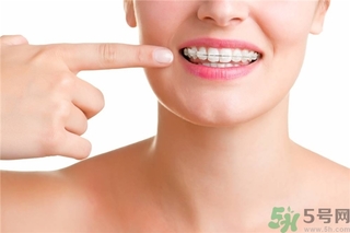 牙齒橫著長(zhǎng)怎么辦？智齒橫著長(zhǎng)一定要拔嗎？