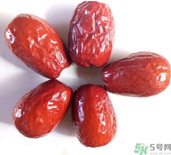 新鮮紅棗怎么曬干？鮮棗怎么做成棗干？