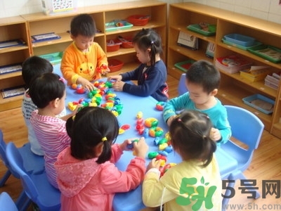 兒童玩具買(mǎi)什么好？玩具收納diy妙招