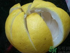 柚子皮能去冰箱異味嗎？為什么柚子皮能去除冰箱的異味？