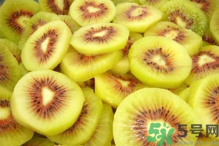 獼猴桃紅心黃心綠心哪個(gè)最好？黃心獼猴桃和紅心獼猴桃的區(qū)別