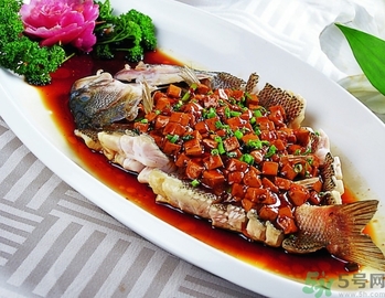 鱸魚蒸多長時(shí)間？鱸魚怎么蒸？