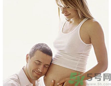 孕婦缺鈣的癥狀有哪些？孕婦缺鈣怎么補(bǔ)？