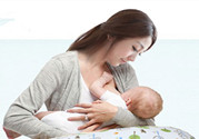 母乳喂養(yǎng)多久喂一次？母乳喂養(yǎng)注意事項(xiàng)