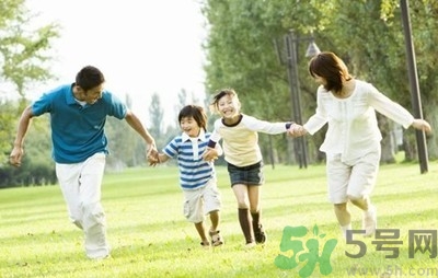 父親對孩子的影響有多大？父親對孩子的陪伴重要嗎？