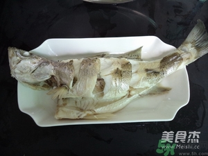 鱸魚蒸多長時(shí)間？鱸魚怎么蒸？