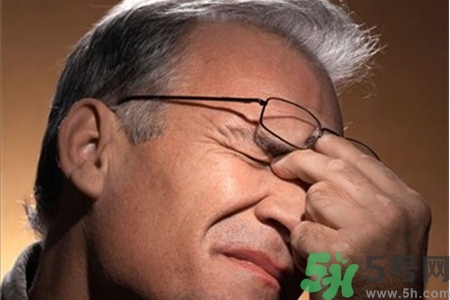 眼睛干澀發(fā)癢怎么回事？眼睛干澀發(fā)癢怎么辦？