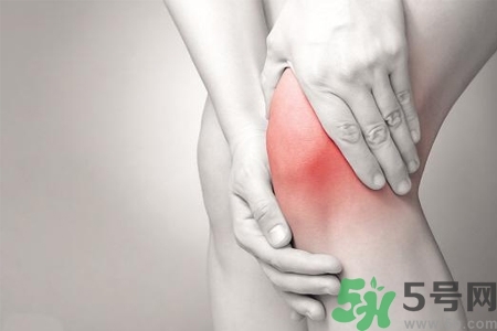 膝蓋腫痛怎么回事？膝蓋腫痛怎么辦？