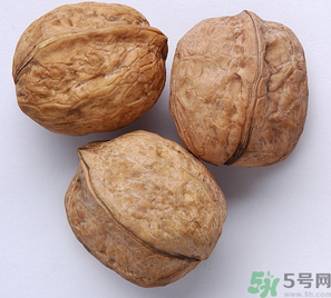 干核桃可以保存多久？干核桃能放多久？