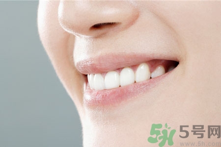 懷孕口腔潰瘍?cè)趺椿厥?？懷孕口腔潰瘍?cè)趺崔k？