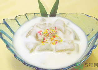 柿子和酸奶能一起吃嗎？柿子和酸奶能一起吃會中毒嗎？