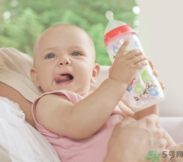 御寶羊奶粉怎么樣?。坑鶎氀蚰谭勰膫€(gè)系列好？