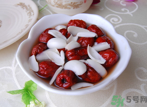 哺乳期可以吃鮮棗嗎？哺乳期能吃鮮棗嗎？