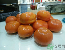 硬柿子和軟柿子的區(qū)別？硬柿子怎么變軟？