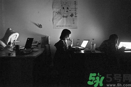 熬夜對(duì)青少年有什么影響？熬夜對(duì)青少年的危害是什么？