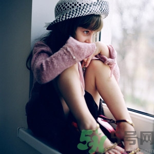 兒童性格內(nèi)向怎么辦？?jī)和愿衽囵B(yǎng)的書有哪些