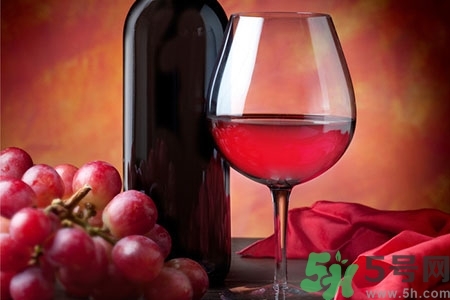 葡萄酒什么時候喝最好？一天什么時間喝葡萄酒最好？