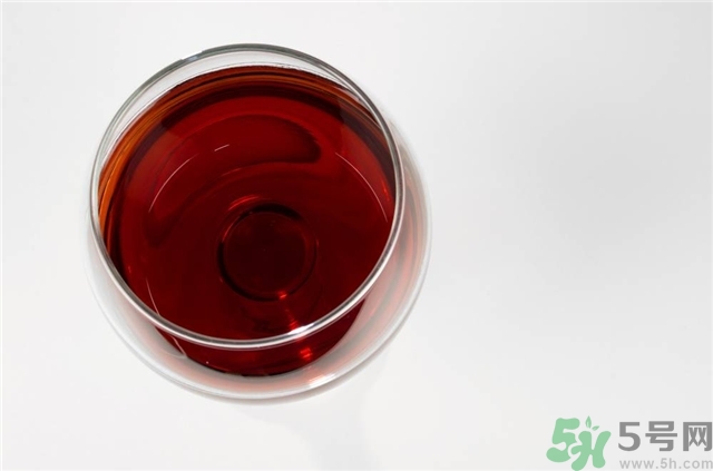 葡萄酒不能和什么一起吃？葡萄酒和什么食物相克？