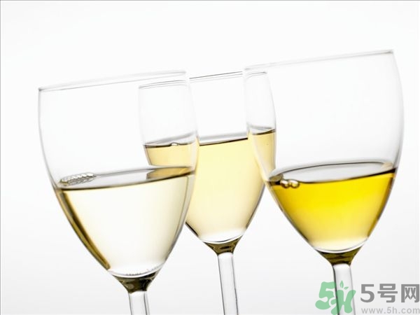 葡萄酒不能和什么一起吃？葡萄酒和什么食物相克？